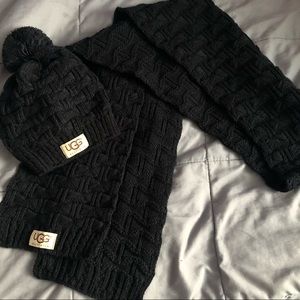 UGG Scarf and Hat